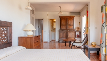 Resa Estates Ibiza Can Furnet villa to renovate for sale views .bedroom 8.jpg
